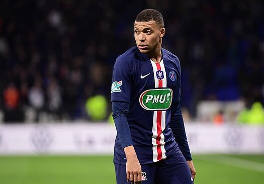 复出有望？老鹰队记：特雷·杨在赛前热身中进行投篮训练（复出可期？老鹰记者：特雷·杨赛前热身进行投篮训练）