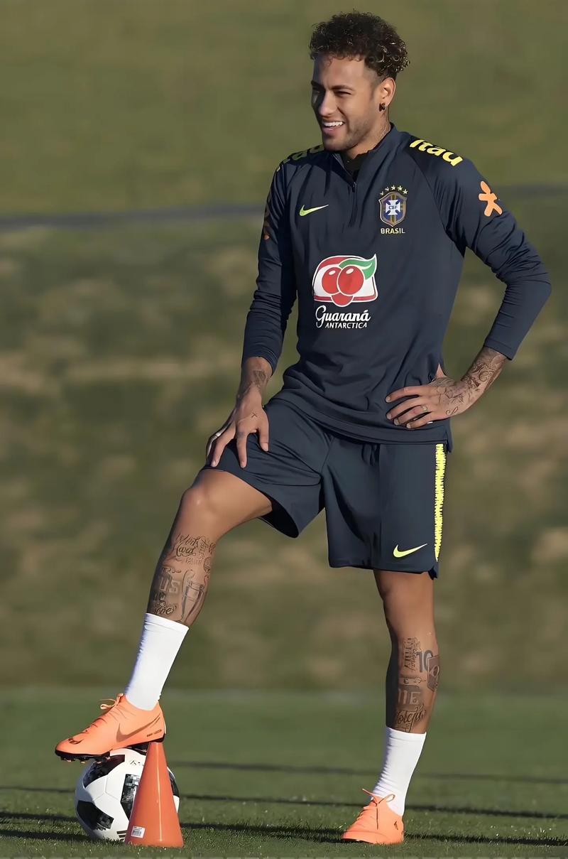 FIFA女足最新排名：中国女足下降一位至世界第17，亚洲第四（FIFA女足排名更新：中国女足跌至世界第17位，亚洲第4）