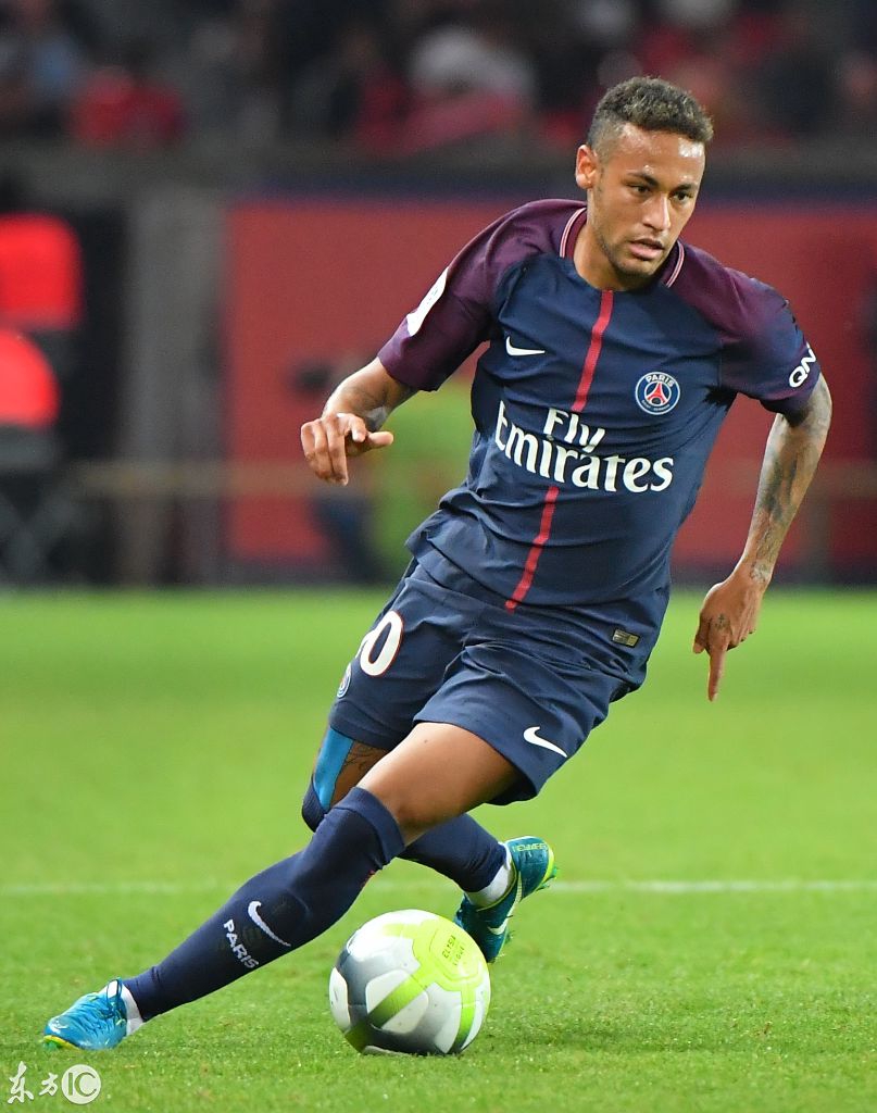 王上源：当年去欧洲试训太煎熬，大概一年时间活在未知世界里（王上源：当年赴欧试训艰难至极，近一年都在不确定中度过）